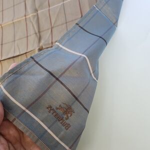 Burberry Handkerchief silky/cotton #08